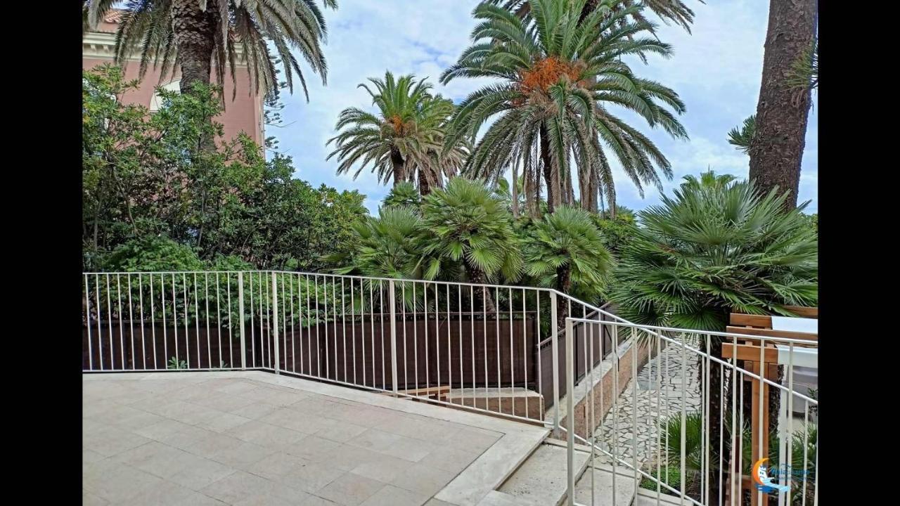 Baia Di Luna Santa Marinella Bagian luar foto